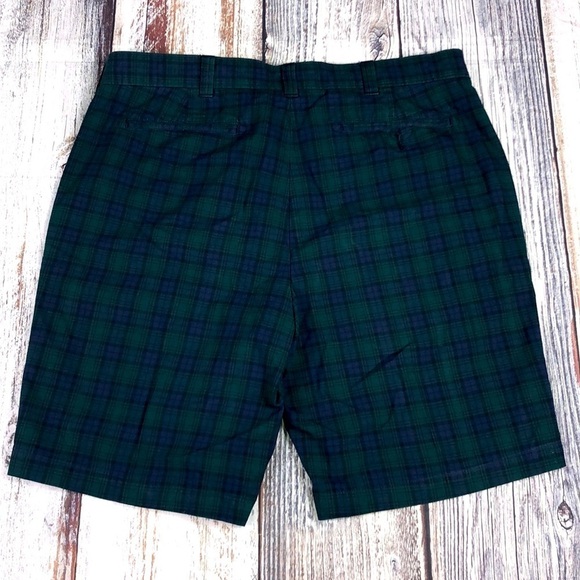 Cremieux Green/Blue Plaid Shorts Size 35 - Picture 2 of 11